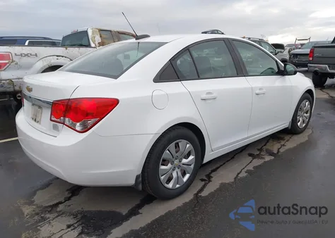 2016 Chevrolet Cruze Limited Ls Auto z USA, uszkodzony, nr VIN 1G1PC5SG6G7176364